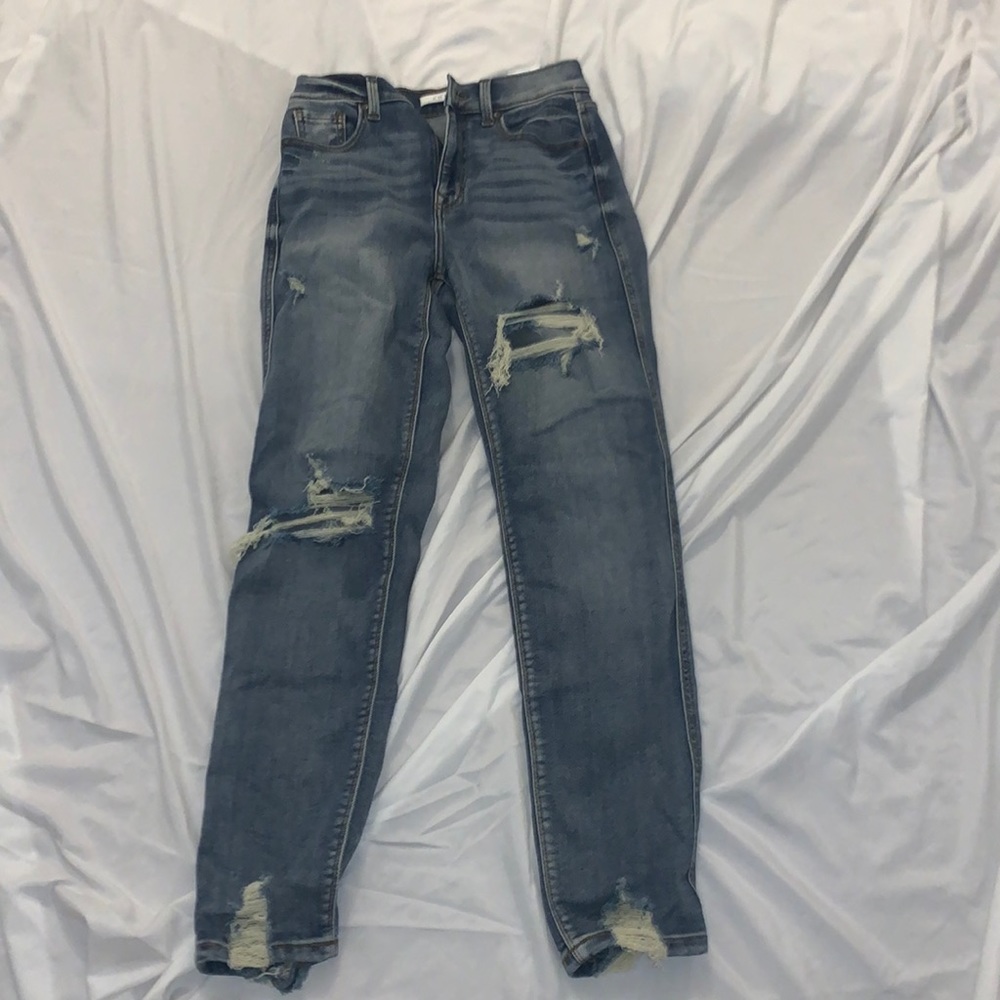 EUNINA Ripped Boyfriend jeans